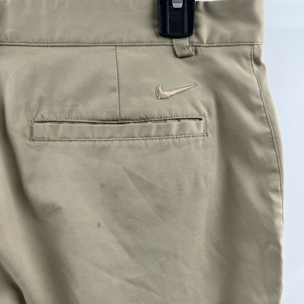 Nike Men’s Khaki Dri-FIT Golf Shorts – Size 32/M, Zipper Fly - Picture 6 of 10
